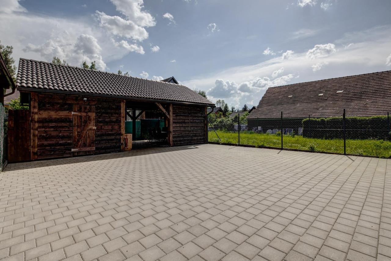 Rodinne Apartmany Alex & Gregor Bešeňová Exterior foto